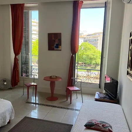 Nice Riviera Sweet Home Chambres D'Hotes-3